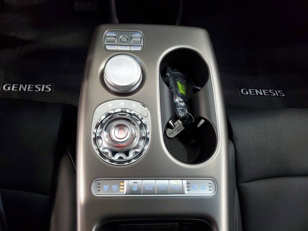 New 2024 Genesis GV60 Advanced image 31