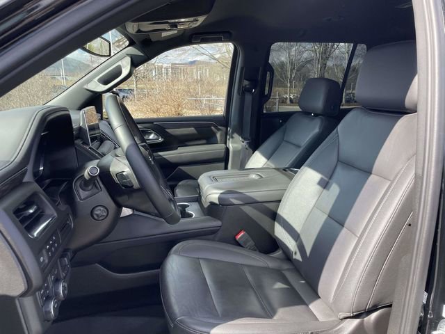 Used 2024 Chevrolet Tahoe Z71 w/ Luxury Package image 18