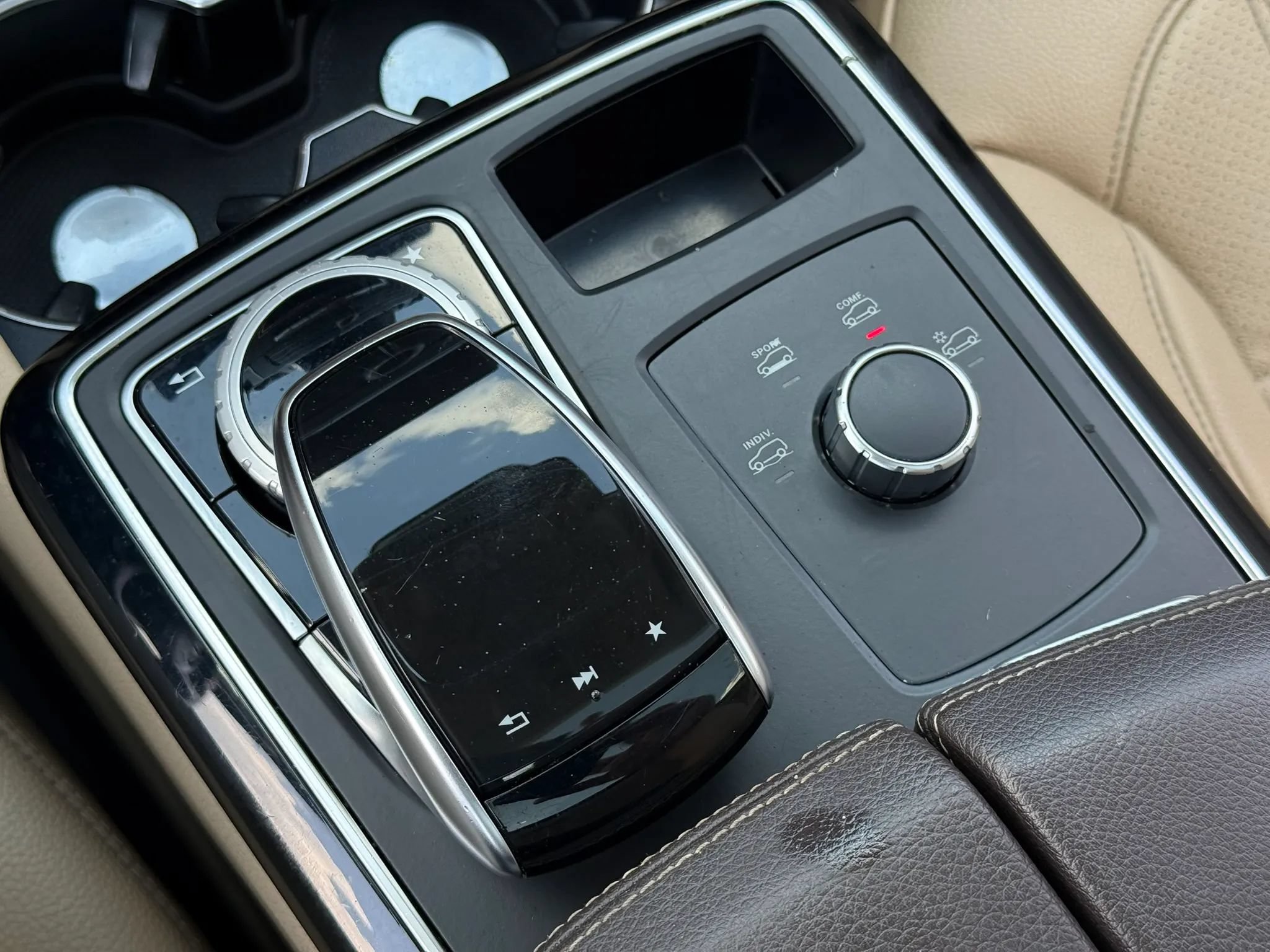 Used 2018 Mercedes-Benz GLE 350 image 26