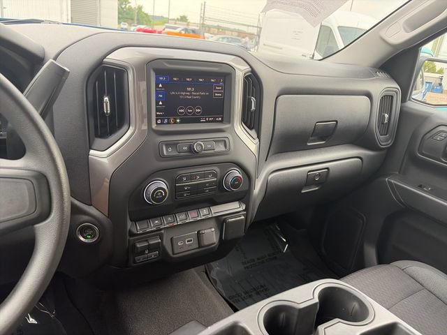 Used 2023 Chevrolet Silverado 1500 Custom AWD/4WD image 17
