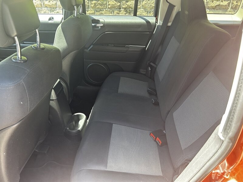 Used 2012 Jeep Patriot Latitude w/ Sun/Sound Group AWD/4WD image 25