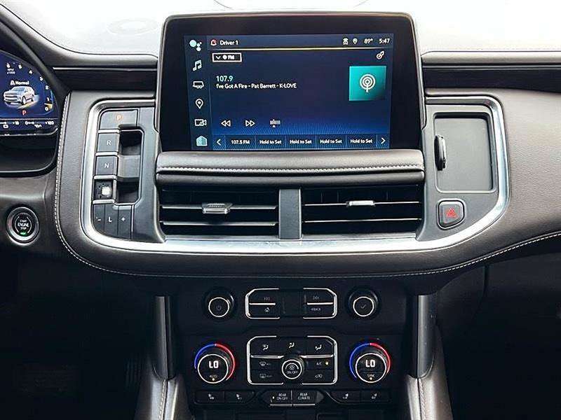 Used 2022 Chevrolet Suburban LT RWD image 29