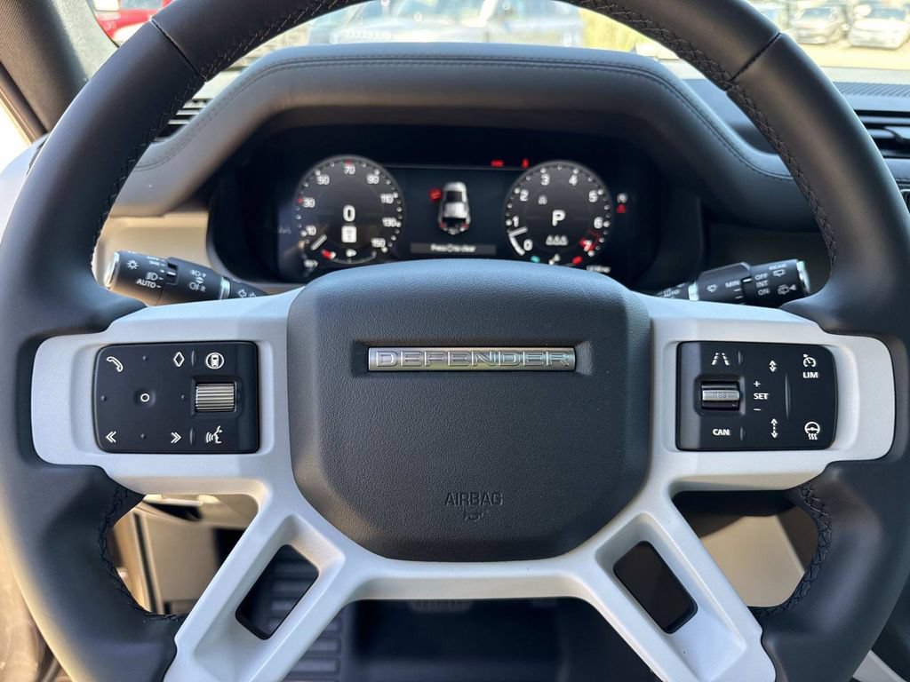 New 2026 Land Rover Defender 110 X-Dynamic SE AWD/4WD image 34