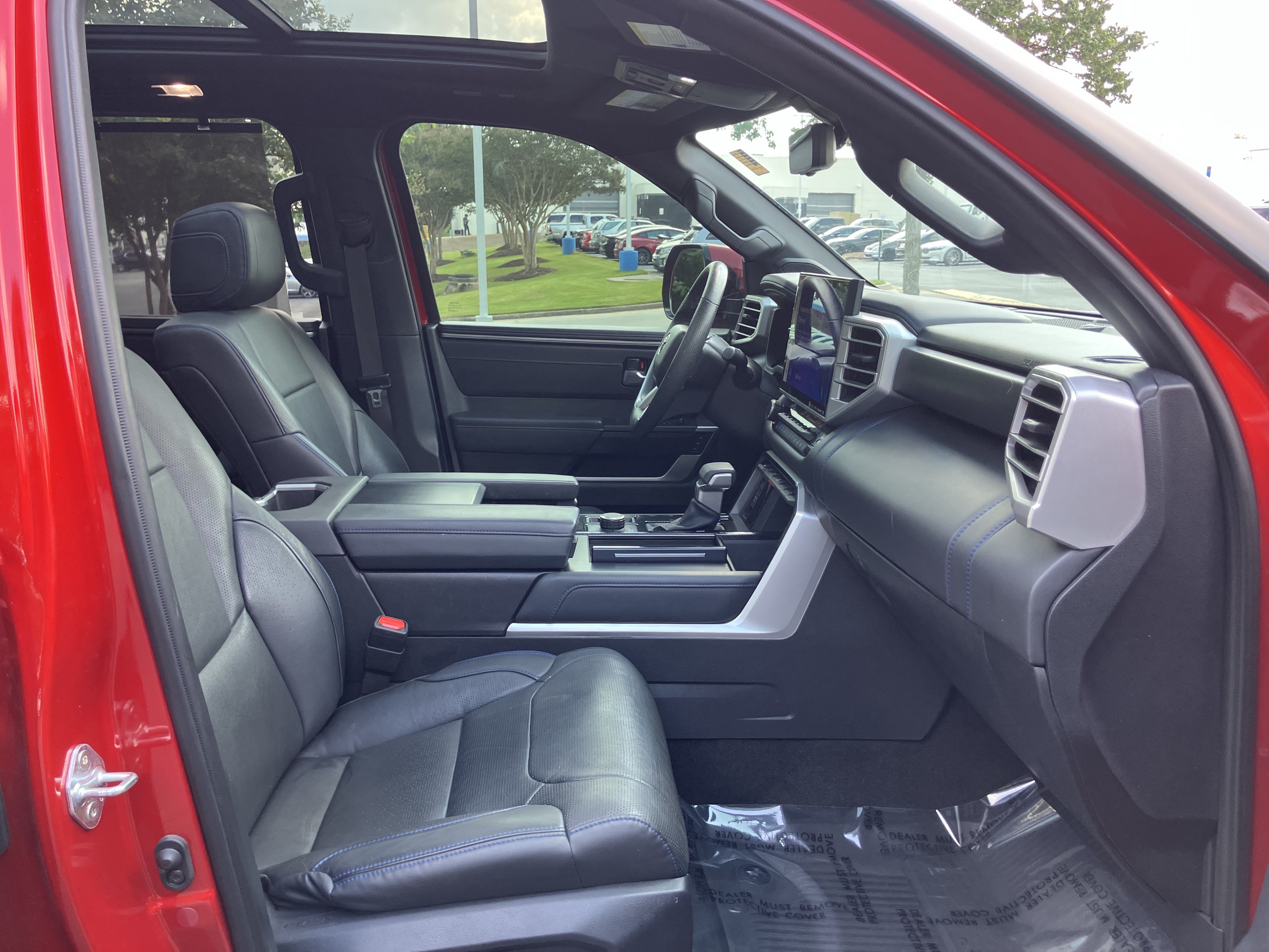 Used 2024 Toyota Sequoia Platinum AWD/4WD image 37