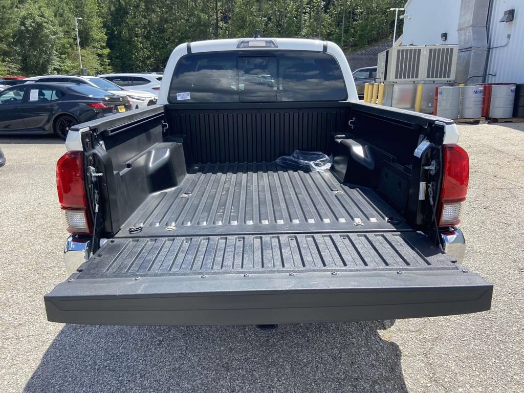 Used 2023 Toyota Tacoma SR5 RWD image 10