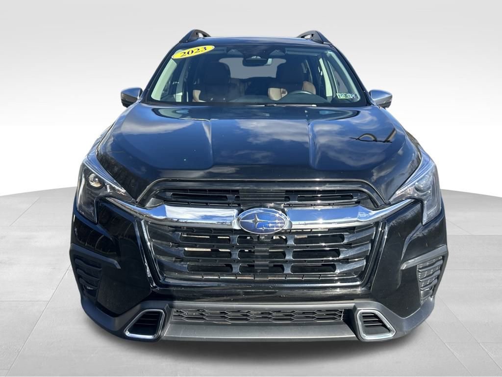 Used 2023 Subaru Ascent Touring image 8