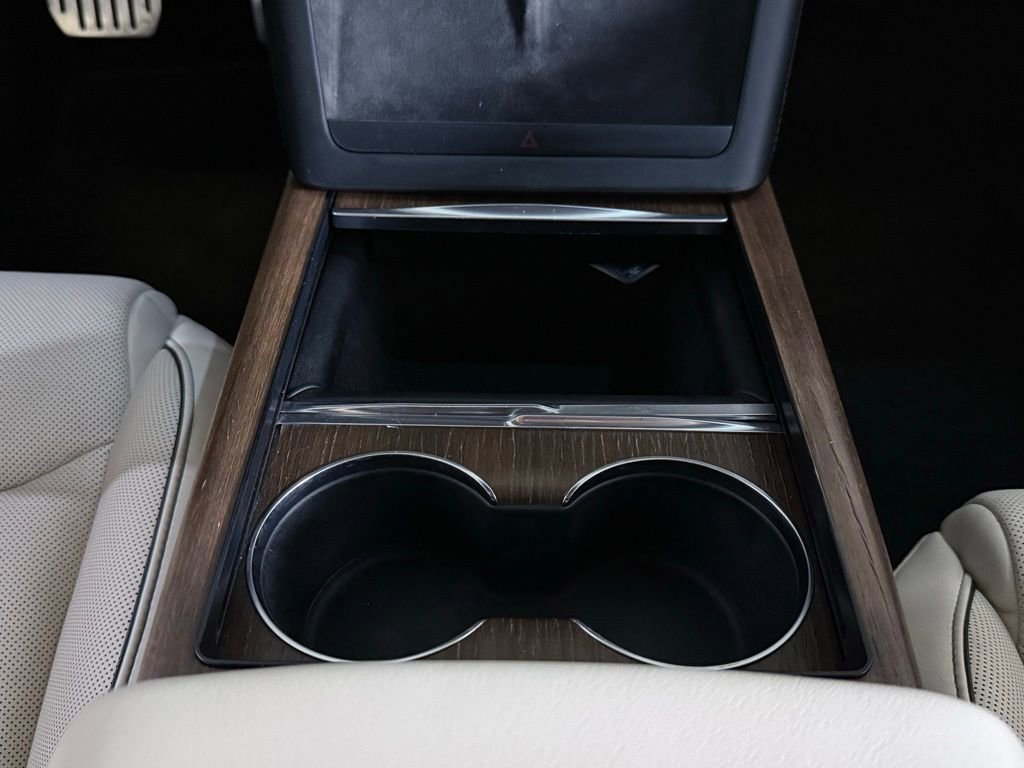 Used 2021 Tesla Model S Plaid image 33