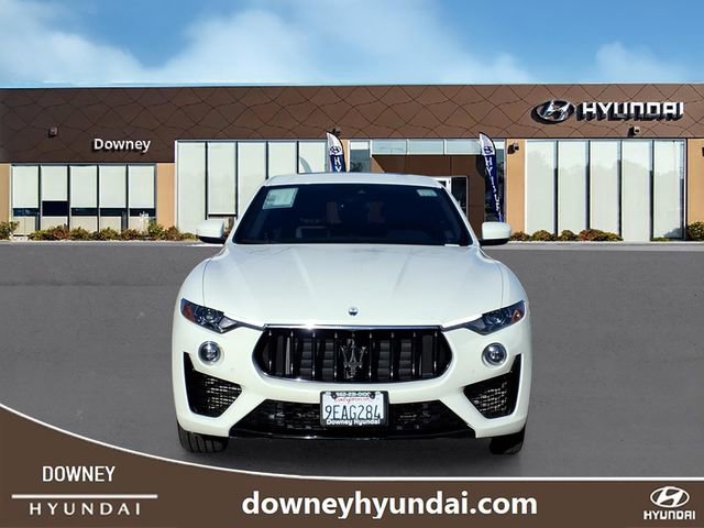 Used 2023 Maserati Levante Modena image 2