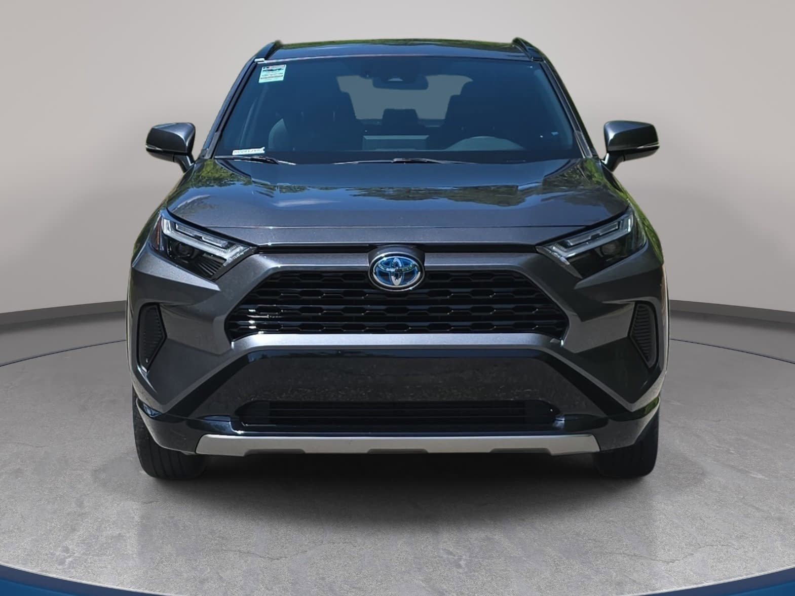 Used 2022 Toyota RAV4 SE w/ SE Grade Weather Package AWD/4WD image 2