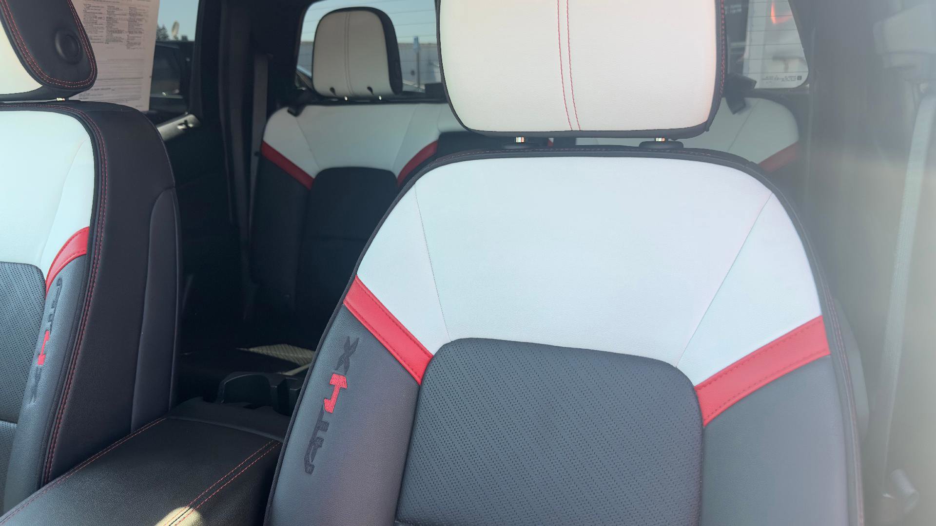 Used 2023 GMC Canyon AT4X AWD/4WD image 17