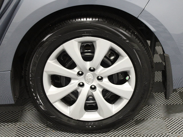 Certified 2025 Toyota Corolla LE FWD image 17