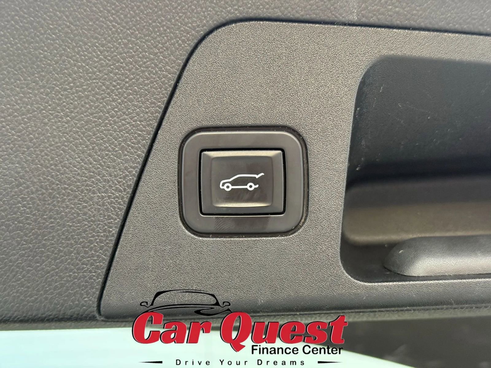 Used 2019 Buick Envision Essence image 15