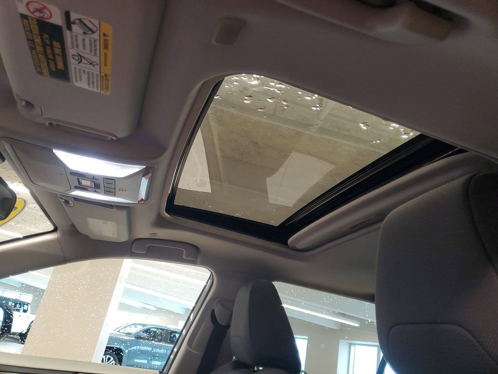 Certified 2023 Toyota RAV4 XLE w/ Convenience Package image 18