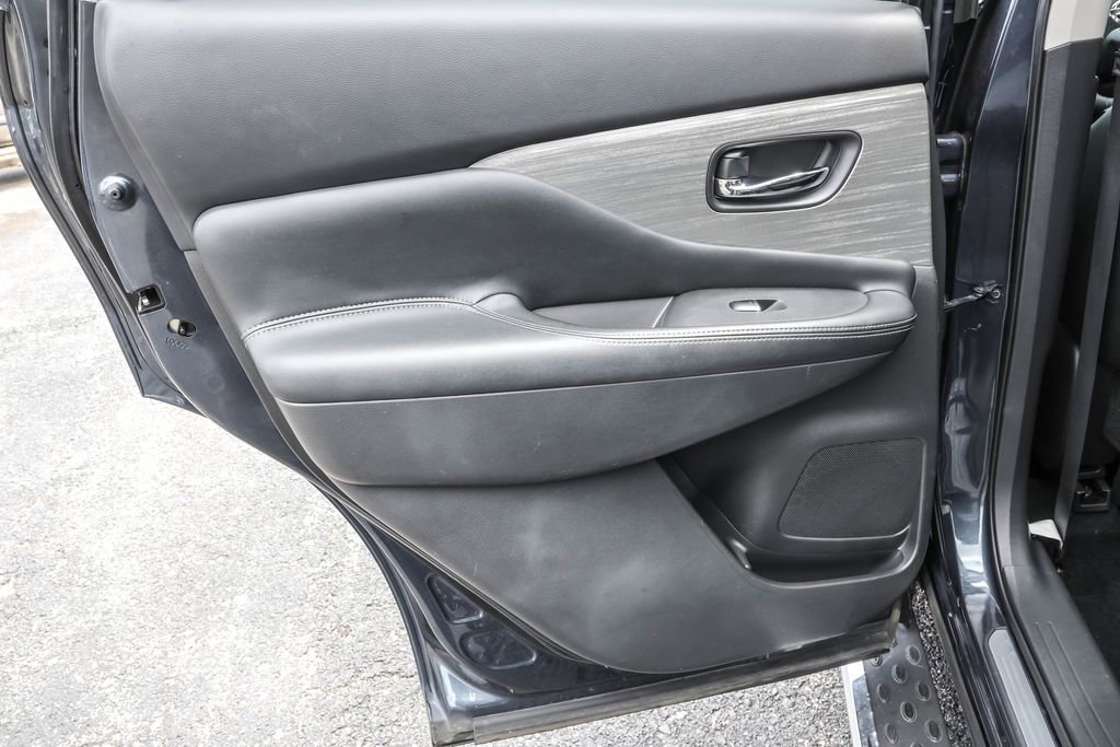 Used 2016 Nissan Murano Platinum w/ Platinum Technology Package AWD/4WD image 30