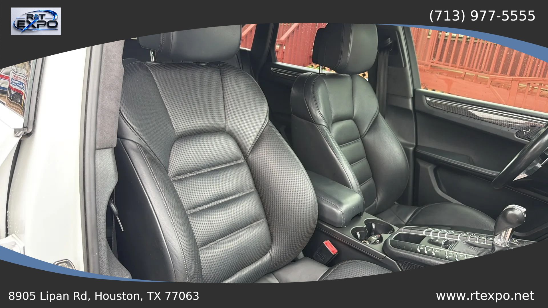 Used 2015 Porsche Macan Turbo AWD/4WD image 41