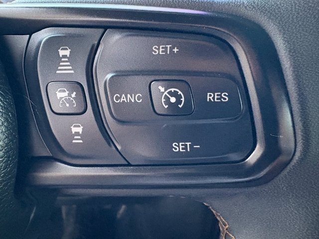 Used 2024 Jeep Wrangler Unlimited AWD/4WD image 20