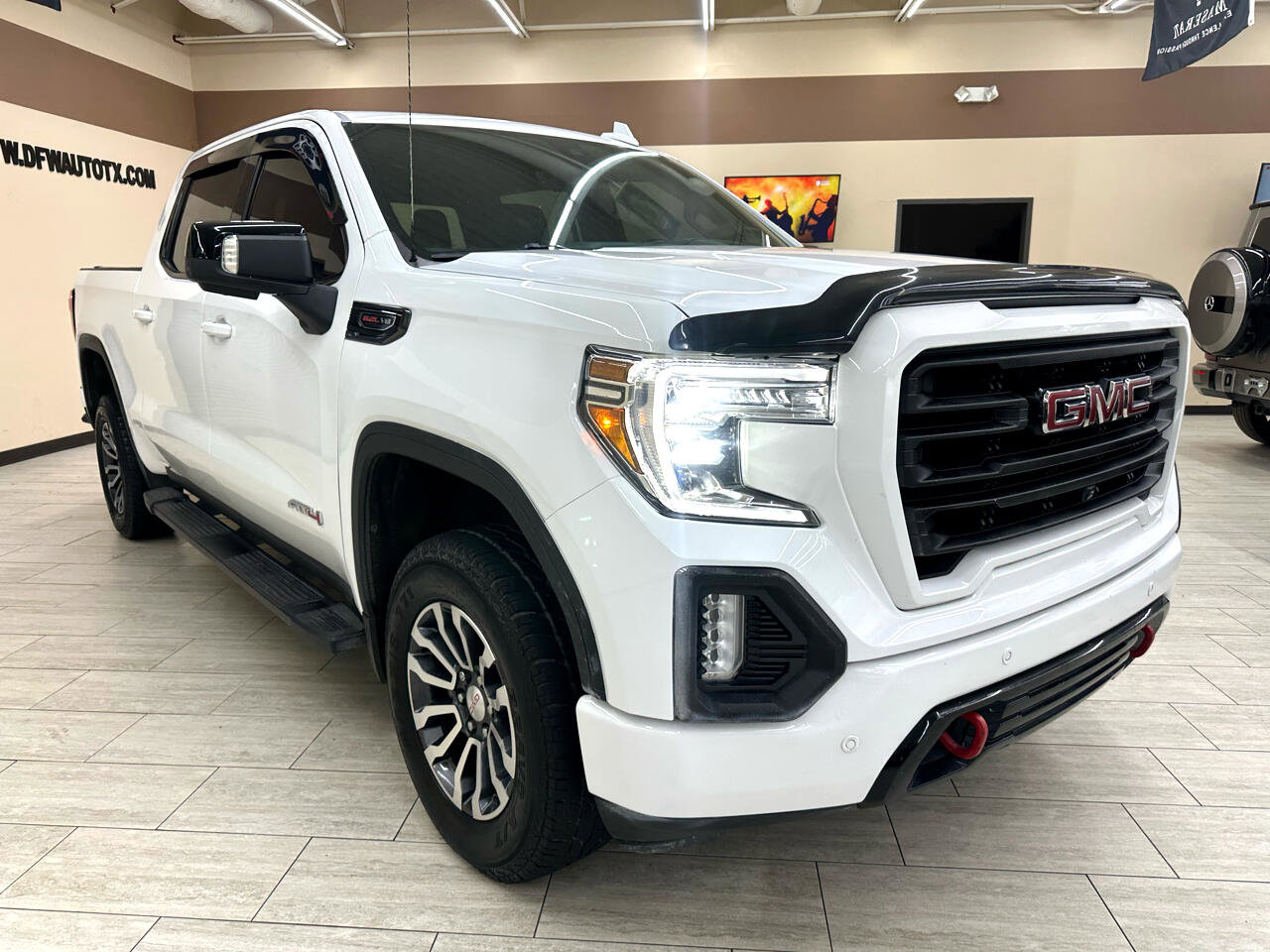 Used 2019 GMC Sierra 1500 AT4 w/ AT4 Premium Package image 5