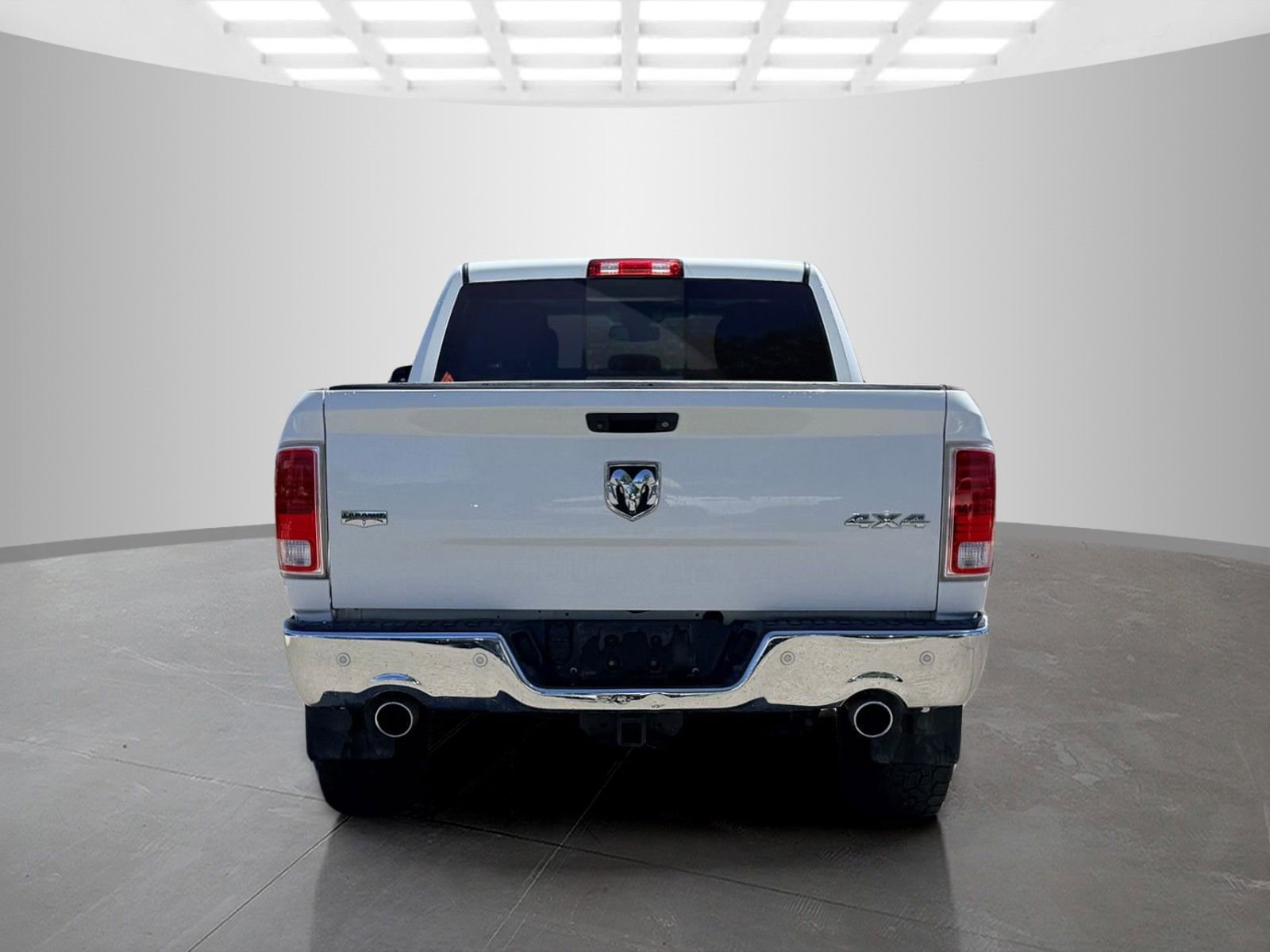 Used 2015 RAM 1500 Laramie w/ Convenience Group AWD/4WD image 6