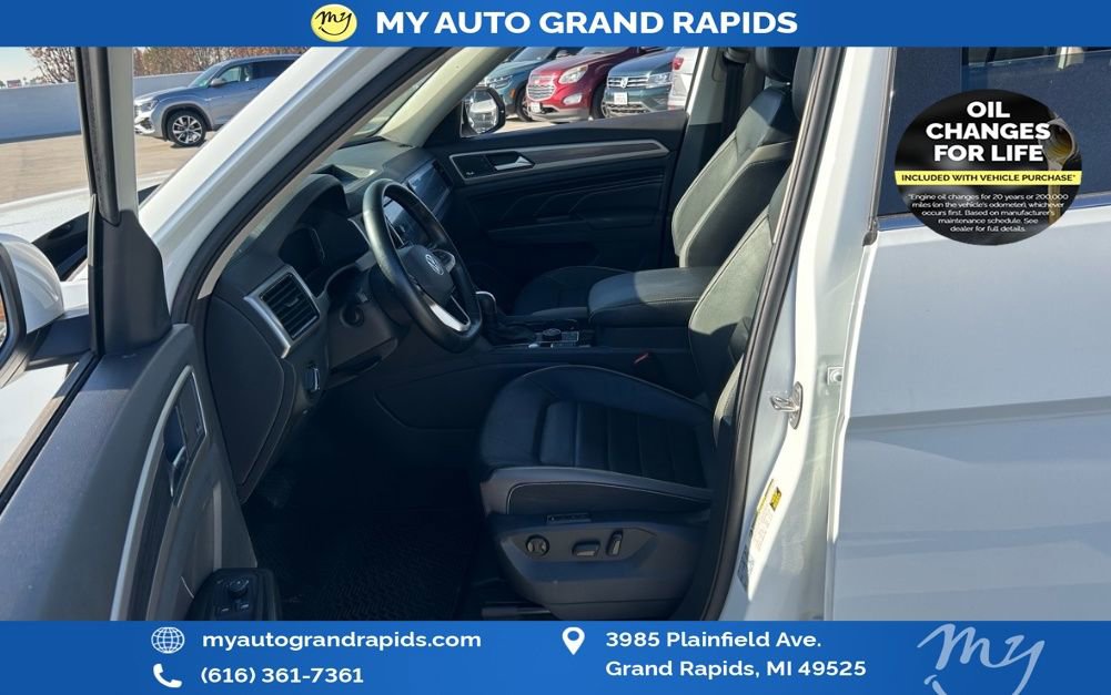 Used 2021 Volkswagen Atlas SEL Premium image 9