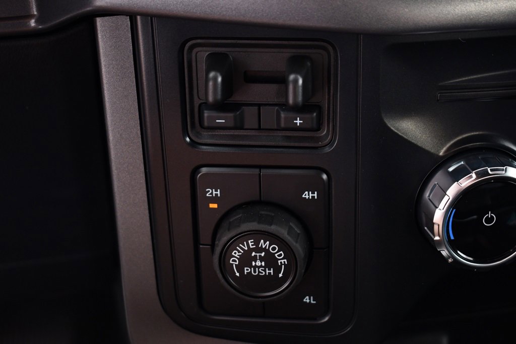 New 2025 Ford F150 XLT w/ Equipment Group 302A MID image 32