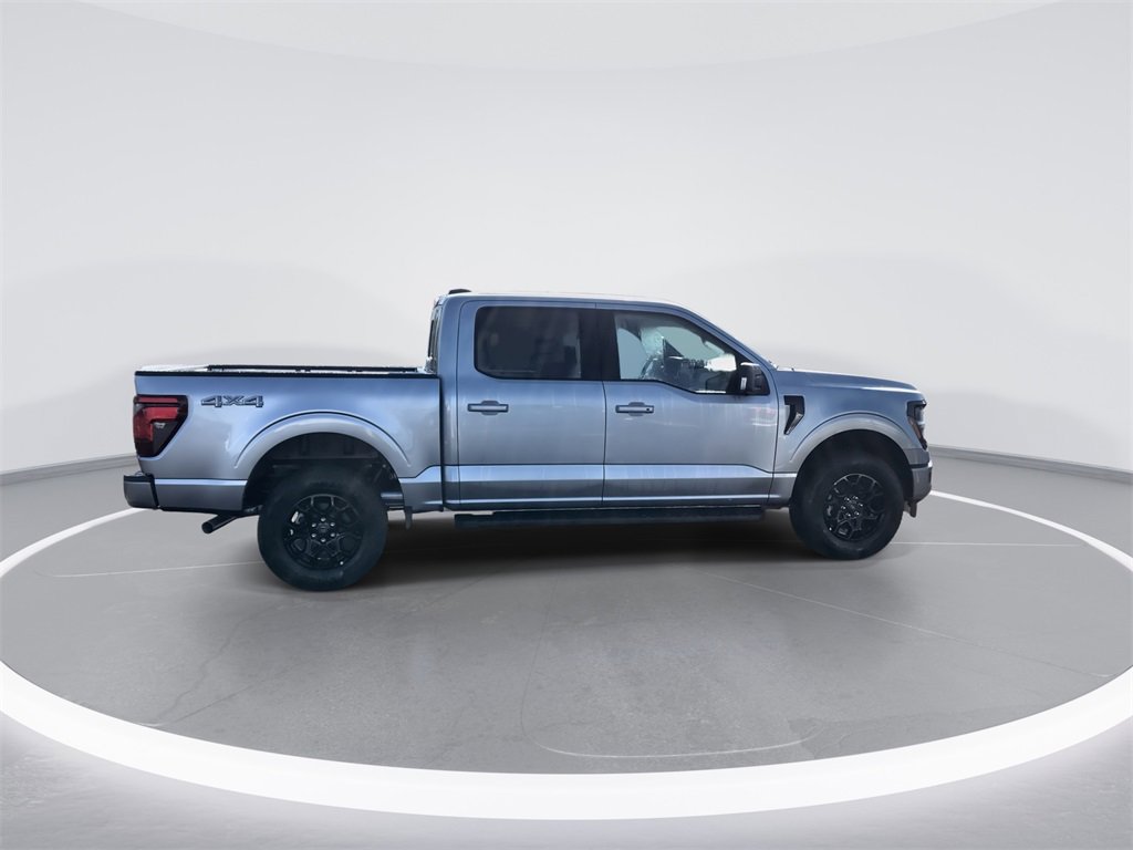 New 2025 Ford F150 XLT w/ Equipment Group 302A MID image 9