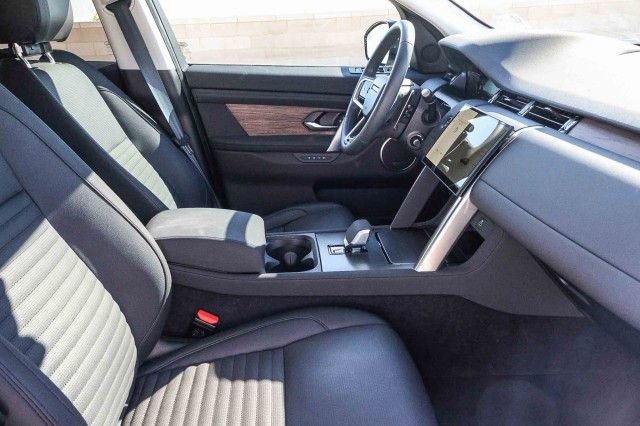 Certified 2024 Land Rover Discovery Sport S image 12