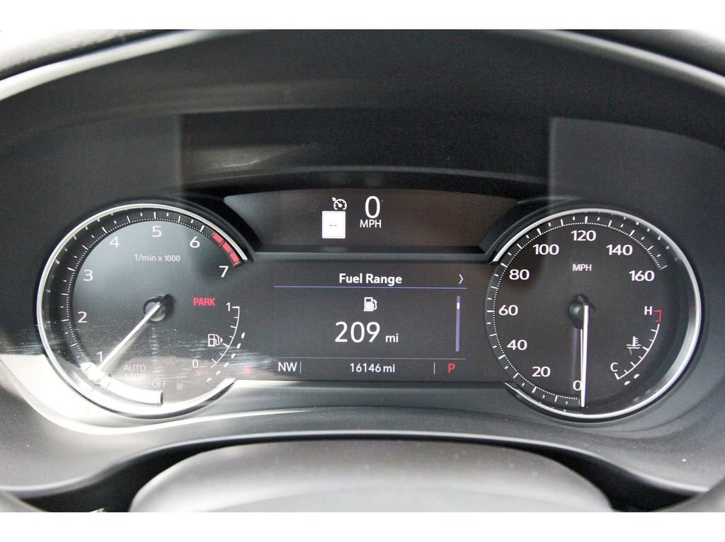 Used 2023 Cadillac XT4 Sport image 13