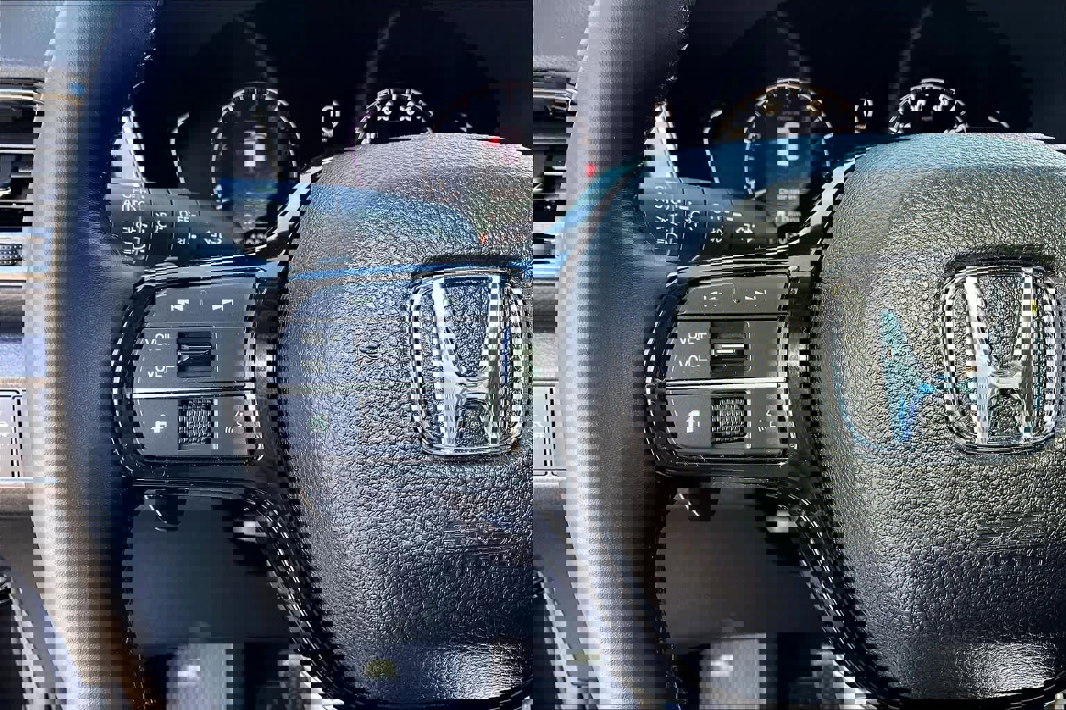 Used 2025 Honda Pilot Touring image 23