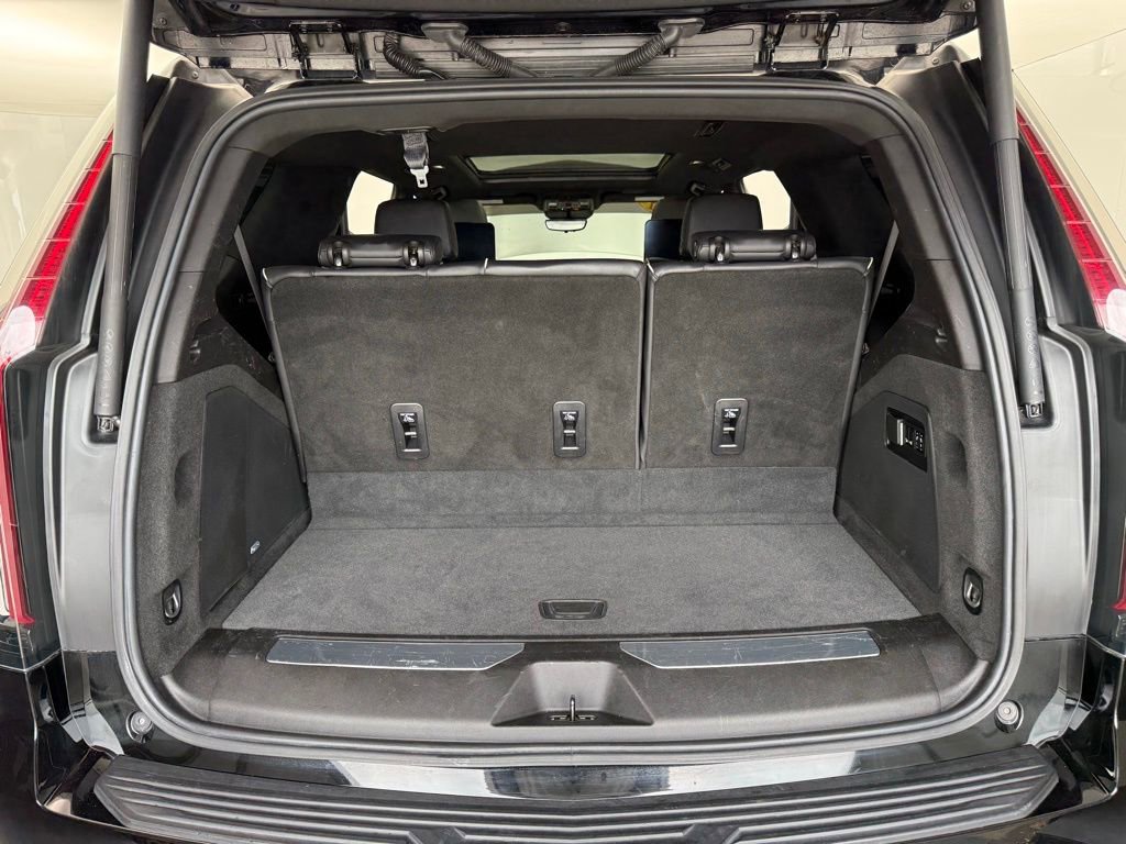 Used 2021 Cadillac Escalade Sport image 15