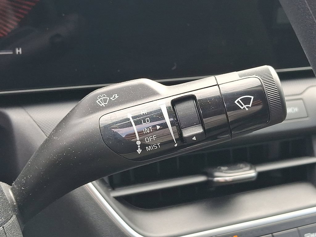Used 2025 Kia K4 FWD image 26