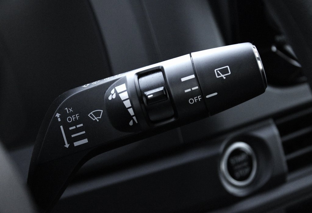 Certified 2024 Nissan Pathfinder S image 34