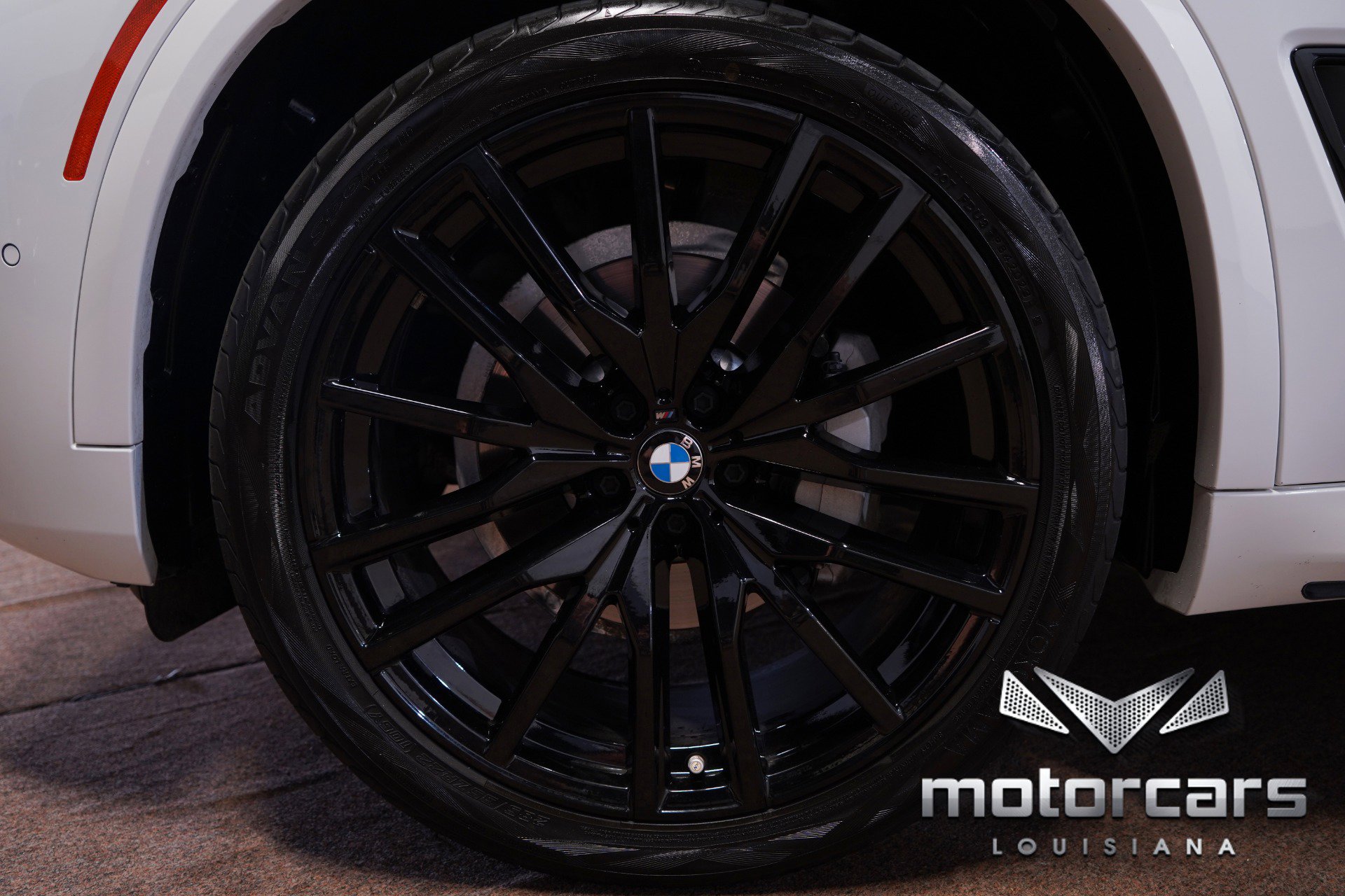 Used 2023 BMW X5 xDrive40i w/ M Sport Package image 20