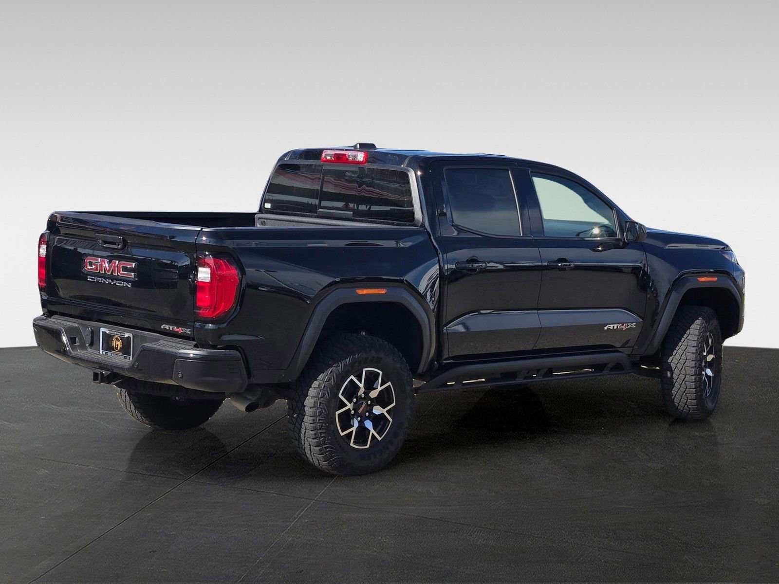 Used 2023 GMC Canyon AT4X image 4