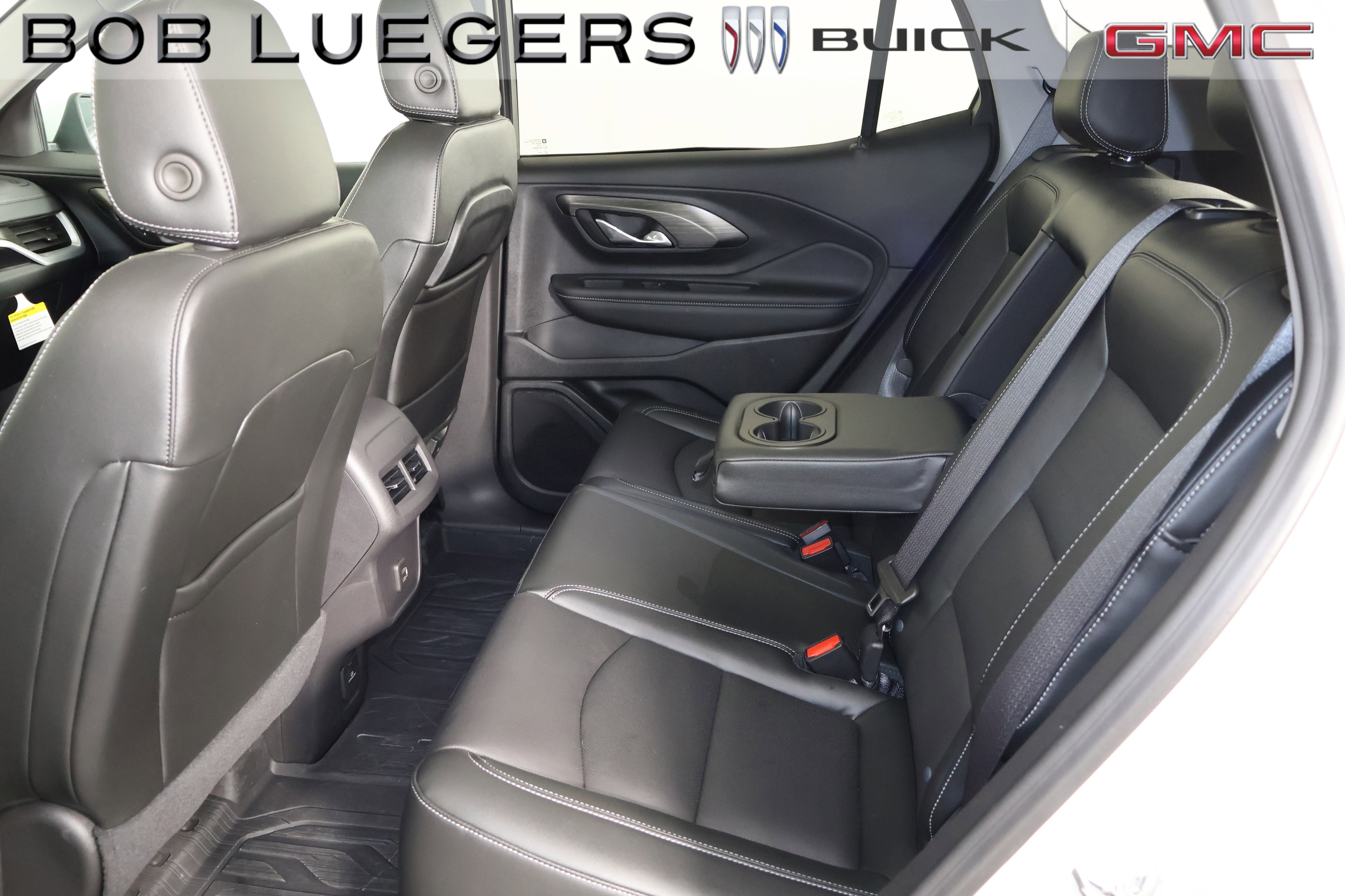 Certified 2024 GMC Terrain SLT w/ LPO, Floor Liner Package AWD/4WD image 13