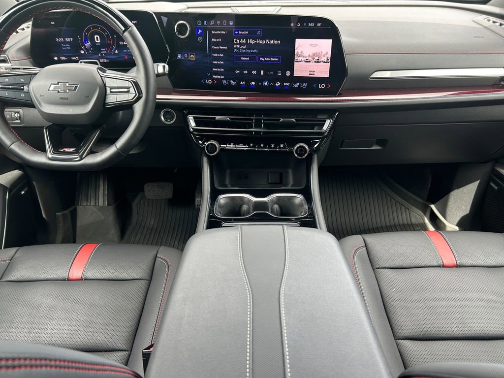 Used 2024 Chevrolet Traverse RS w/ LPO, Floor Liner Package image 13