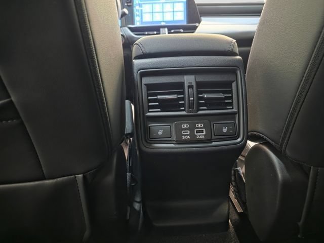 New 2026 Subaru Outback Touring AWD/4WD image 30