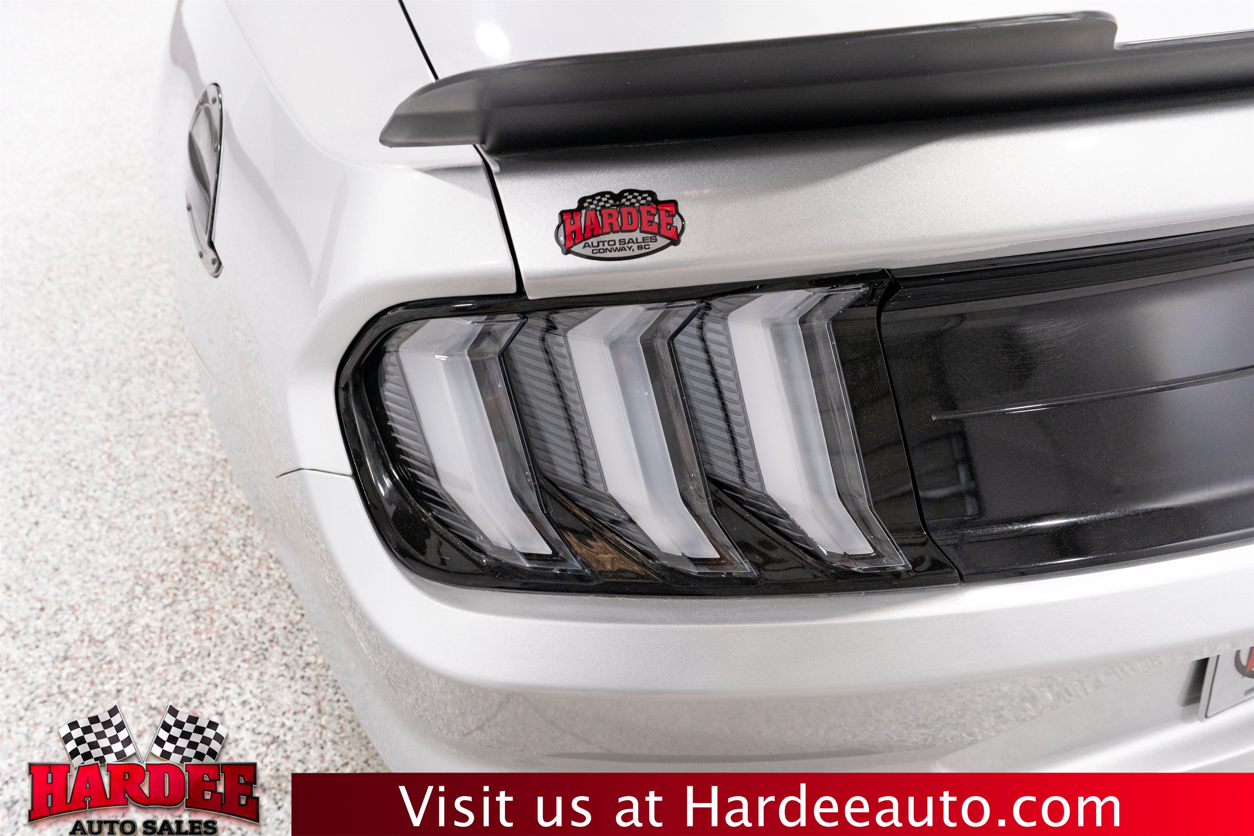 Used 2019 Ford Mustang Premium RWD image 13