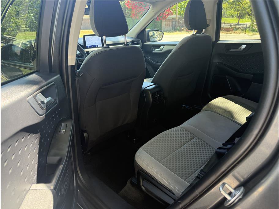 Used 2020 Ford Escape SE FWD image 10