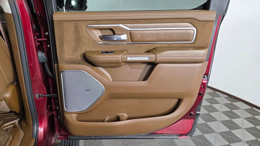 Used 2023 RAM 1500 Limited image 32