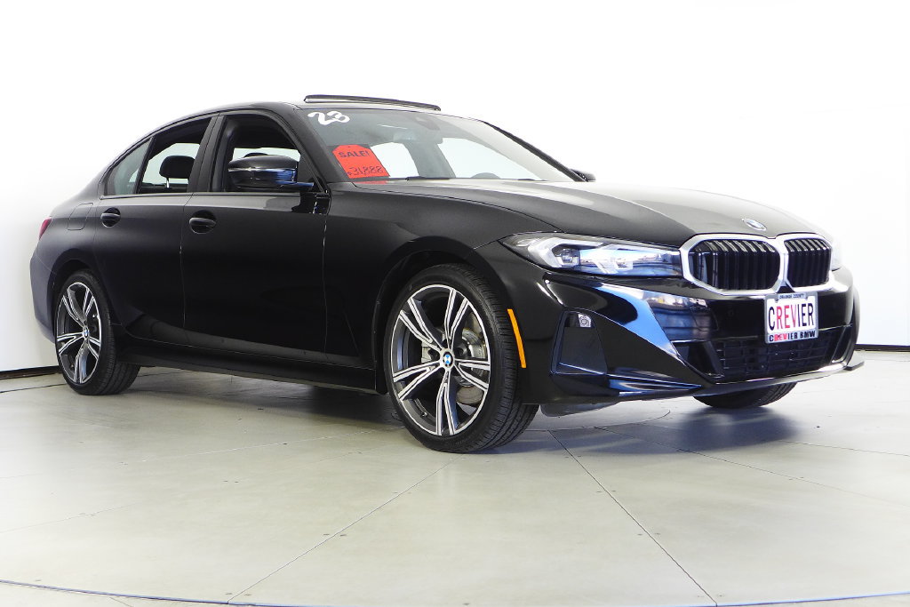 Used 2023 BMW 330i Sedan w/ Driving Assistance Package RWD image 4
