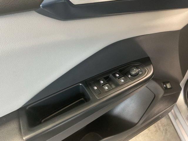 Used 2023 Volkswagen Taos SE AWD/4WD image 22