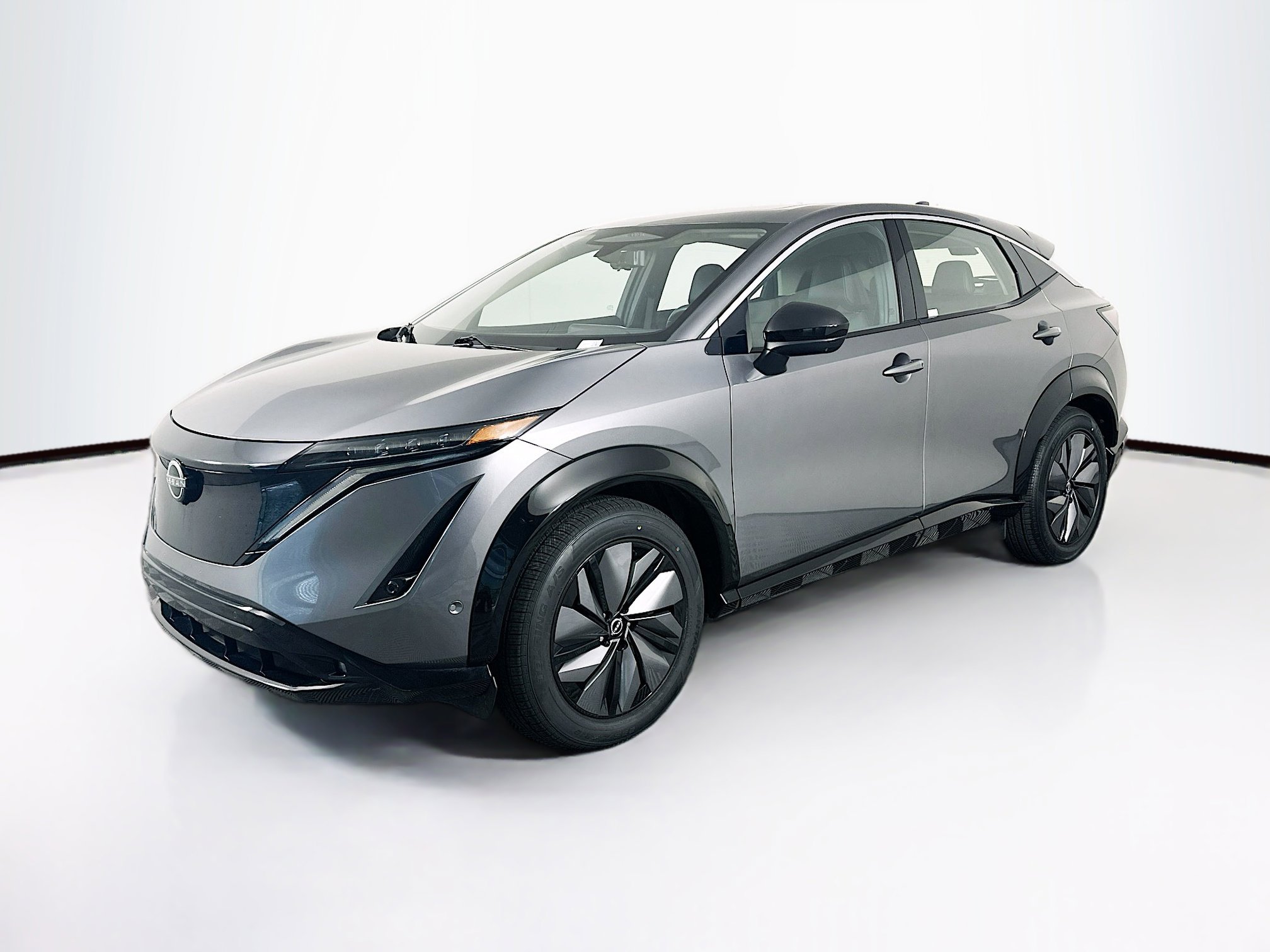 Used 2023 Nissan Ariya FWD image 3