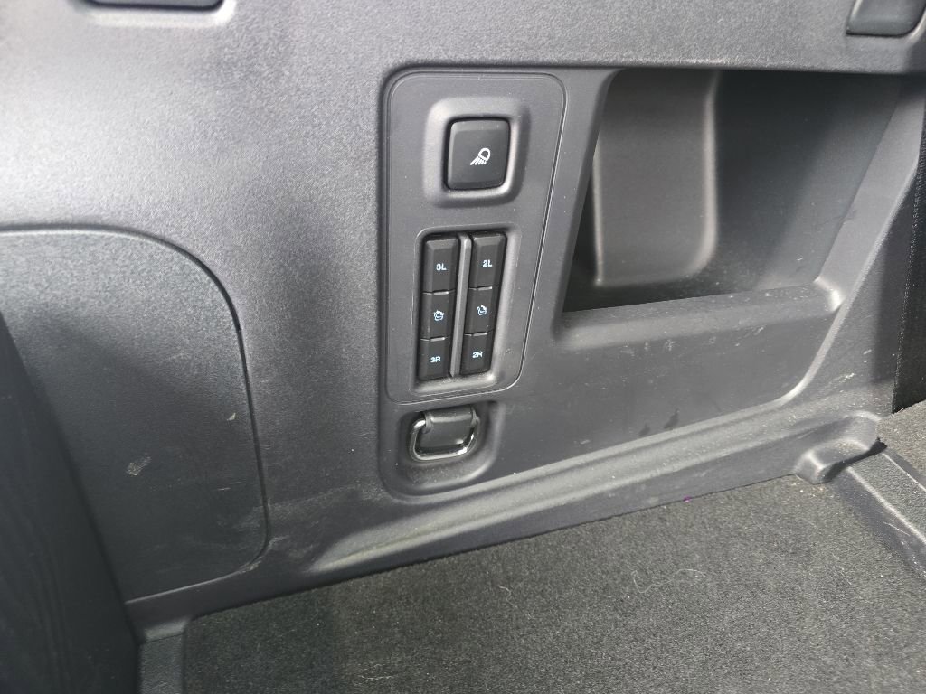 Used 2025 Ford Expedition Tremor AWD/4WD image 8