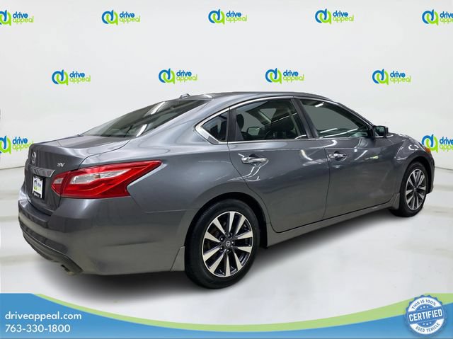 Used 2017 Nissan Altima 2.5 SV FWD image 5