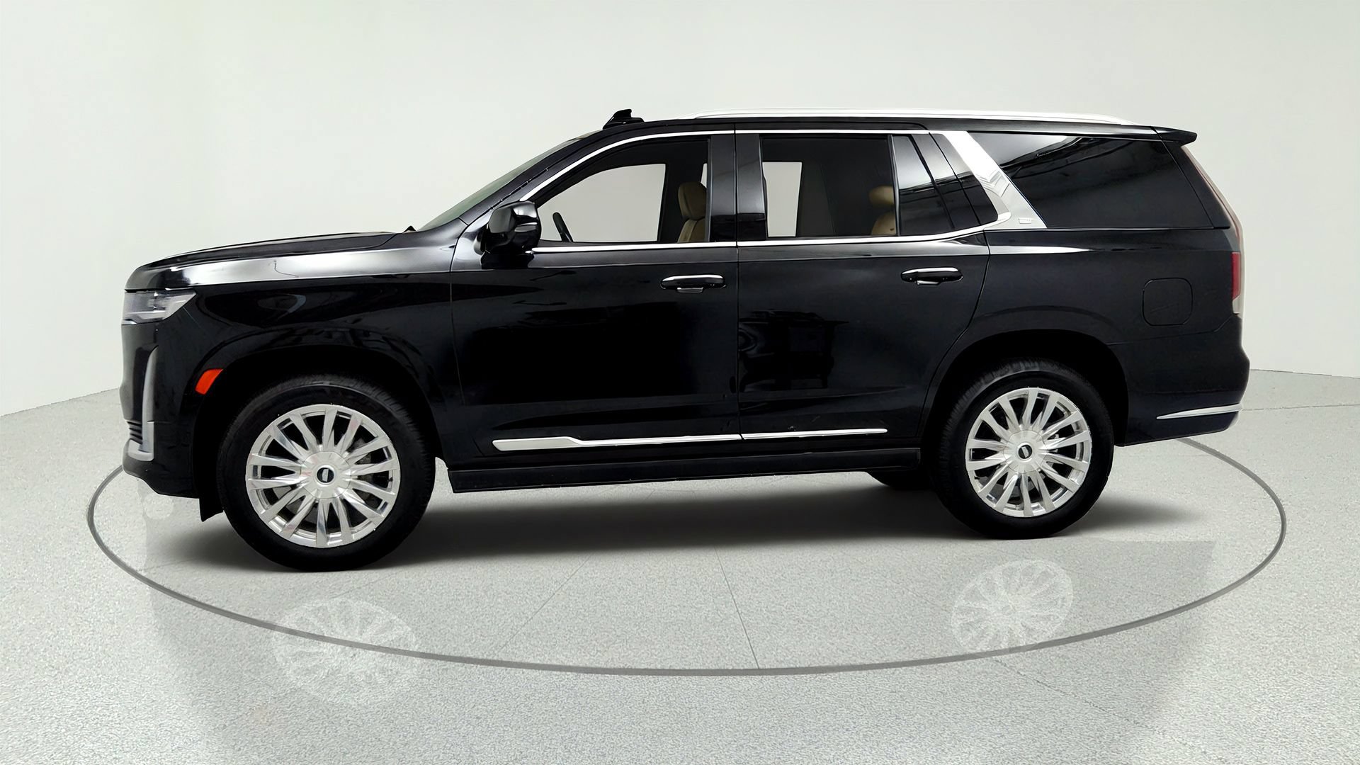Used 2023 Cadillac Escalade Premium Luxury w/ Performance Package AWD/4WD image 2