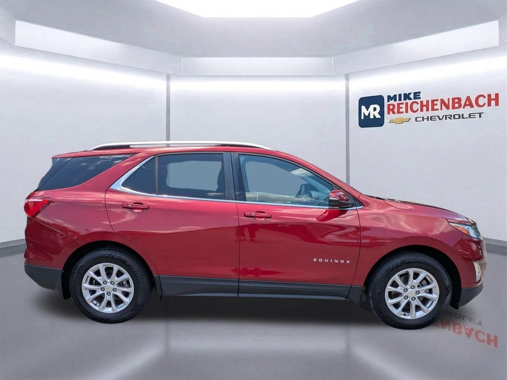 Used 2018 Chevrolet Equinox LT w/ Sun & Infotainment Package AWD/4WD video 3