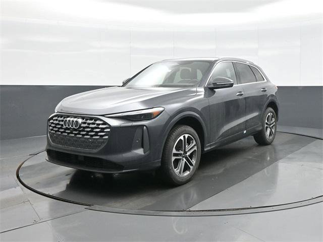 New 2025 Audi Q5 Premium image 3