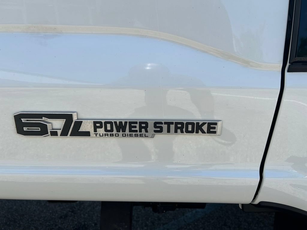Used 2025 Ford F250 Platinum AWD/4WD image 32