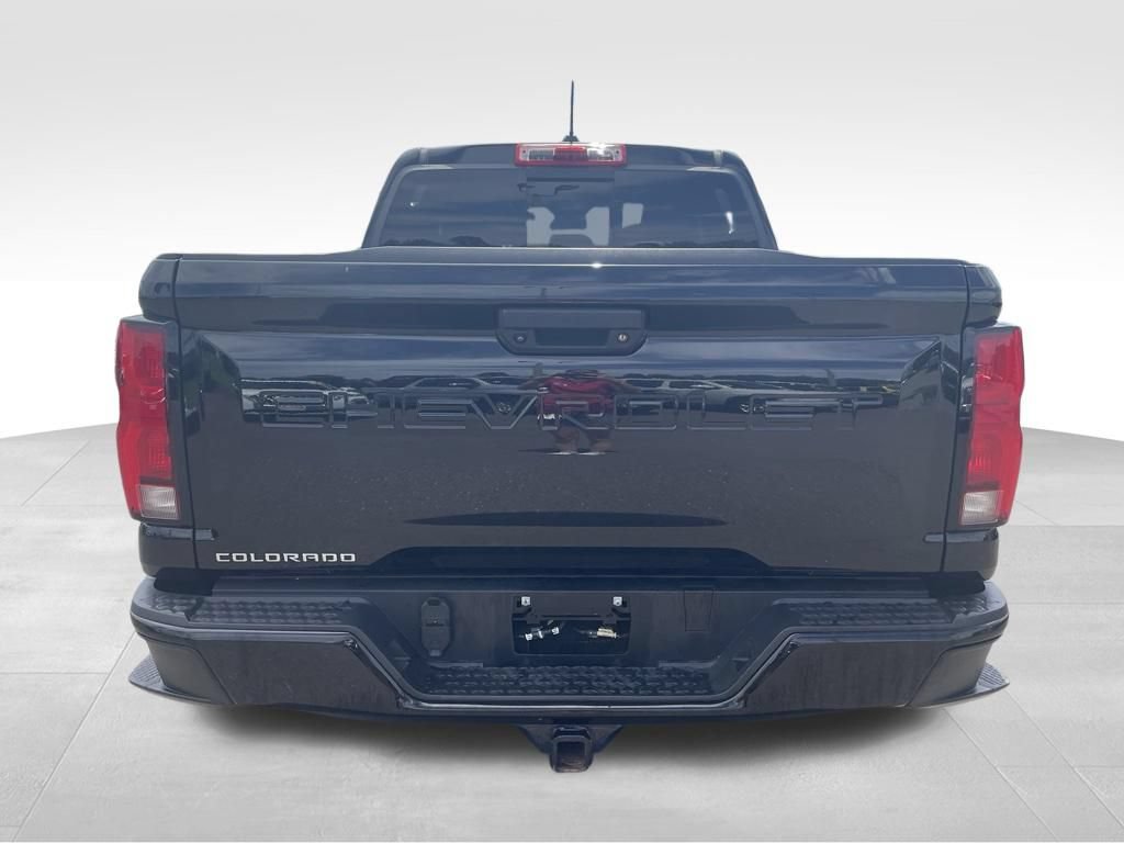 Used 2023 Chevrolet Colorado Z71 w/ Z71 Convenience Package 2 AWD/4WD image 12