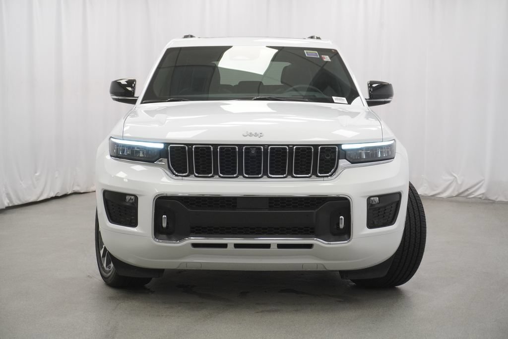 Used 2025 Jeep Grand Cherokee Overland w/ Adv Protech Group III AWD/4WD image 8